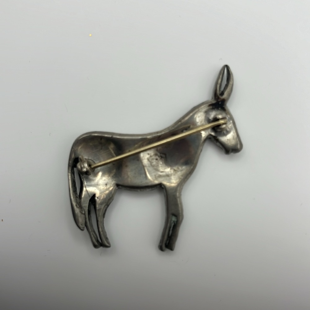 Vintage Rhinestone Donkey Elephant Penguin Dog & Bee (Signed Kramer) Brooch lot - Picture 3 of 11